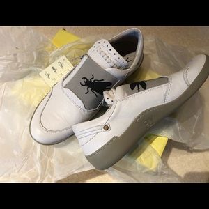 Fly London TANT rare offwhite. NWT SZ 39 / 8